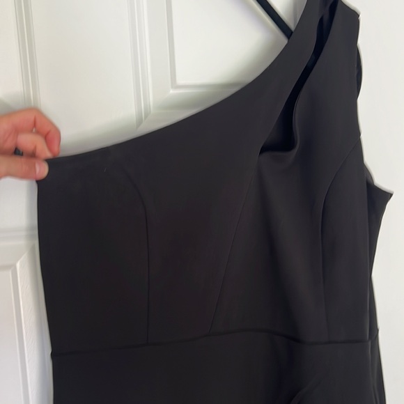 WOOSEA Women's One Shoulder Sleeveless Split Evening Cocktail Dress - Picture 3 of 10